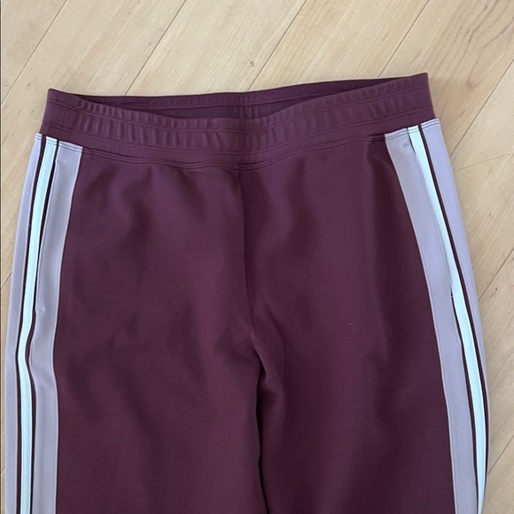 Lululemon Athletic Cover Your Track Pants 8 NWOT - Picture 7 of 11